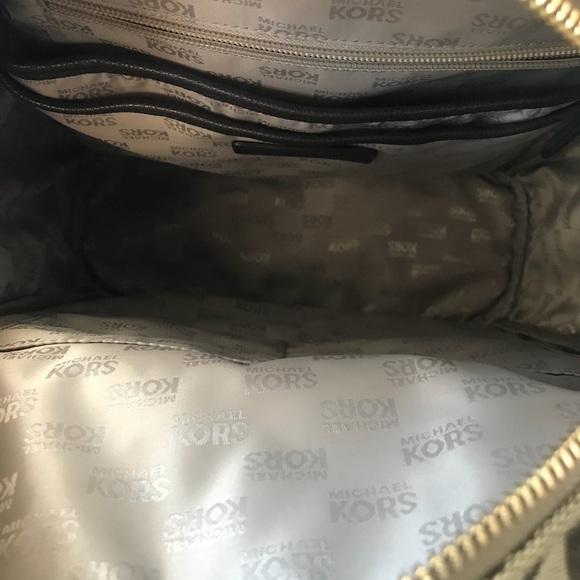 Michael Kors backpack - Picture 2 of 3
